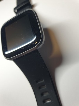 Fitbit Versa 2 czarny