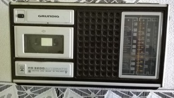 Radiomagnetofon Grundig RB3200