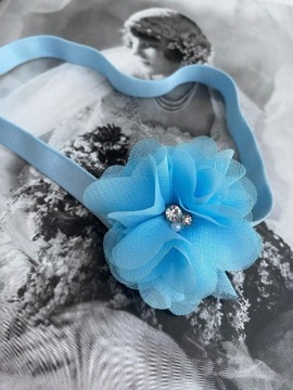 Podwiązka ślubna niebieska kwiat
