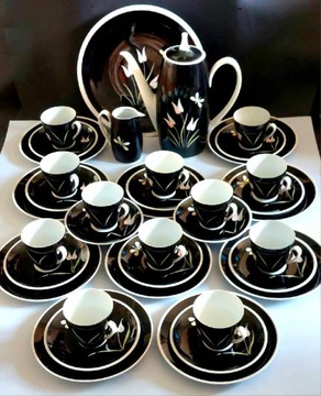 Henneberg serwis porcelanowy kawowy na 12 osób 
