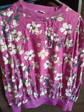 Bluza fioletowa w kwiatki ze ściągaczami 