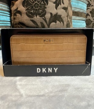 Portfel damski DKNY