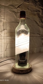 Lampka nocna z butelki whiskey Johnnie Walker 0.7L