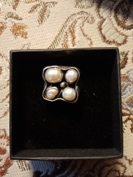Srebrny 925 pierścień z perełkami