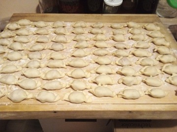 PIEROGI DOMOWE