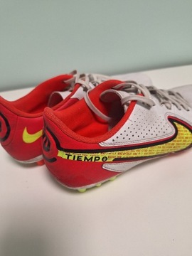 Oryginalne buty korki Nike Tiempo rozmiar 42