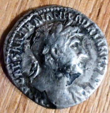 Rzadki Denar Hadrian 119-122, Rzym