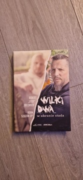 Wilki dwa. W obronie stada  Friedriech/ OP Szustak