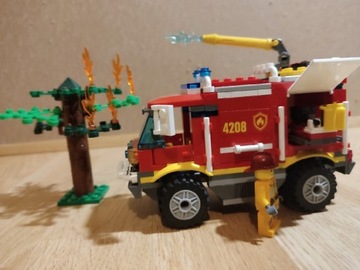 Lego City 4208 Wóz strażacki 