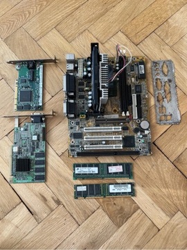 Intel Pentium 2/384MB RAM/ATI/LAN