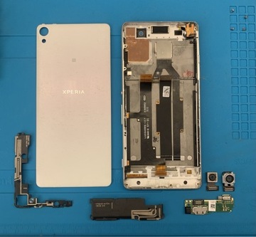 Telefon Sony Xperia e5