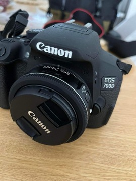 Canon EOS 700D korpus + Canon EF-S 24mm f/2.8 STM 