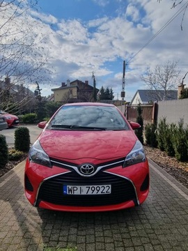 SPRZEDAM TOYOTĘ YARIS 2015R. 