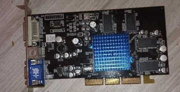 ATI Radeon 9000 64 MB DDR (128-bit) AGP