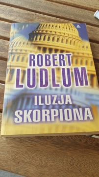 Robert Ludlum iluzja skorpiona