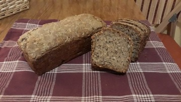 Chleb pszenno-żytni na zakwasie 