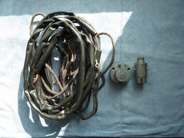Kabel samochodowy (wiązka) z gniazdem i wtyczką