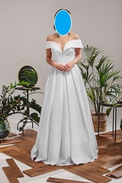 Wyjątkowa suknia ślubna 40-42