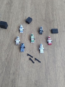 7 figurek i 3 bronie jak lego star wars (nie LEGO)