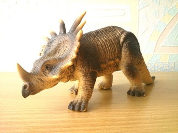 DInozaur Jurassic Park World Styrakozaur Bullyland