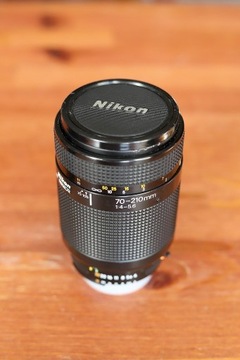 Obiektyw Nikon 70-210, f4-5,6 typu pompka