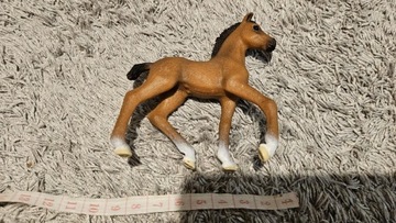 Konik źrebak schleich 