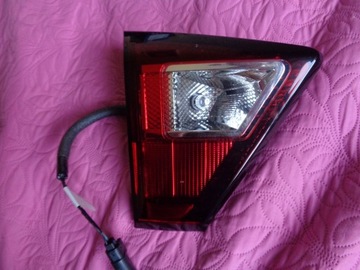 Ford Escape lift, lampa tytlna prawa, w klape, wersja USA