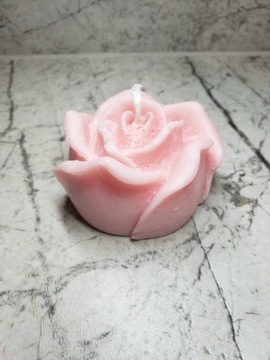 Świeczka róża zapach waniliowym rose candle