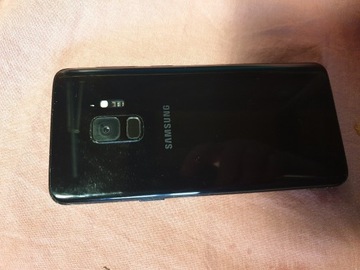 Telefon Samsung Galaxy S9 na częsci
