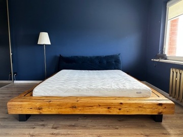 Łóżko z bali drewnianych łóżko z belek, rustykalne