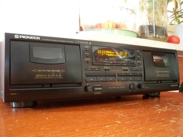 magnetofon Pioneer CT-W404R na USA bursztyn wyśw.