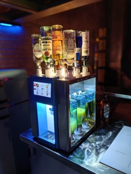 Cocktail Bar, automat do drinków w 10 sekund, nowe