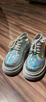 Buty holograficzne 