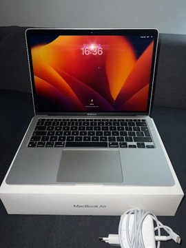 Macbook Air 13.3" Retina M1 16GB RAM 256GB SSD 