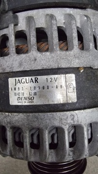 Alternator Jaguar AW93-10300-AB Denso