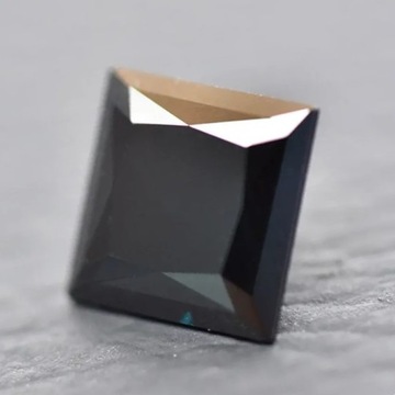 Diament Moissanit Księżniczka 2x2mm-0,08CT VVS1-D