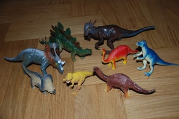 Figurki dinozaurów, dinozaury