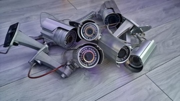 Kamery analogowe BNC, aluminiowe, IR30m super stan