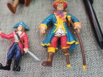 Figurki piraci rycerze chinczyk