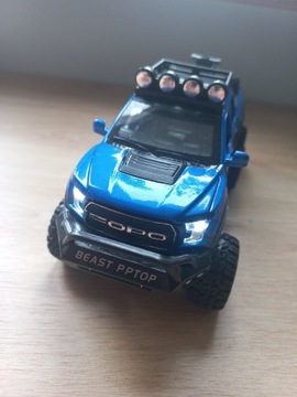 Ford Raptor 1:24