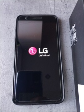 Smartfon LG K11+ etui