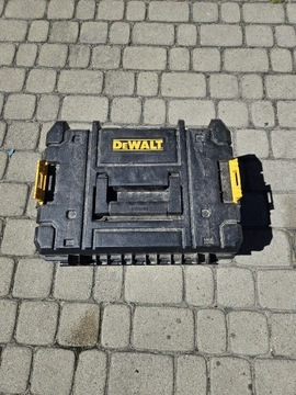 Wyrzynarka Dewalt DCS 331 + ładowarka + bateria