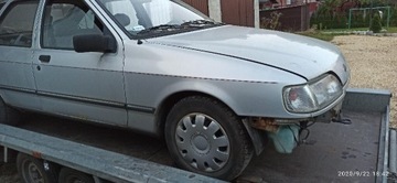 Ford Sierra 2.0 OHC klapa tył