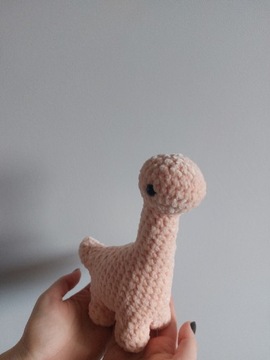 Handmade pluszak włóczka dinozaur