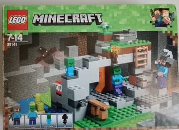 LEGO Minecraft 21141 - jaskinia zombie 