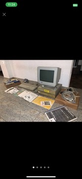 Atari Mega 4 + Megafile 60 , monitor
