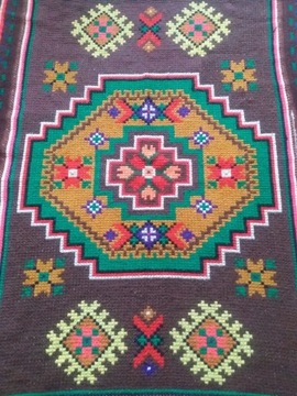 Narzuta kilim na ścianę