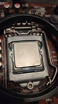 Intel i5-750 Asus p7p557lx 4GB