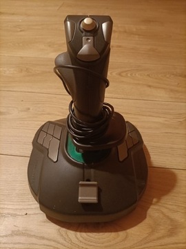 Joystick thrustmaster t16000m