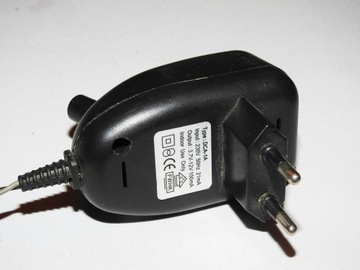 Zasilacz DCA-1A 3.7V-12V 100mA